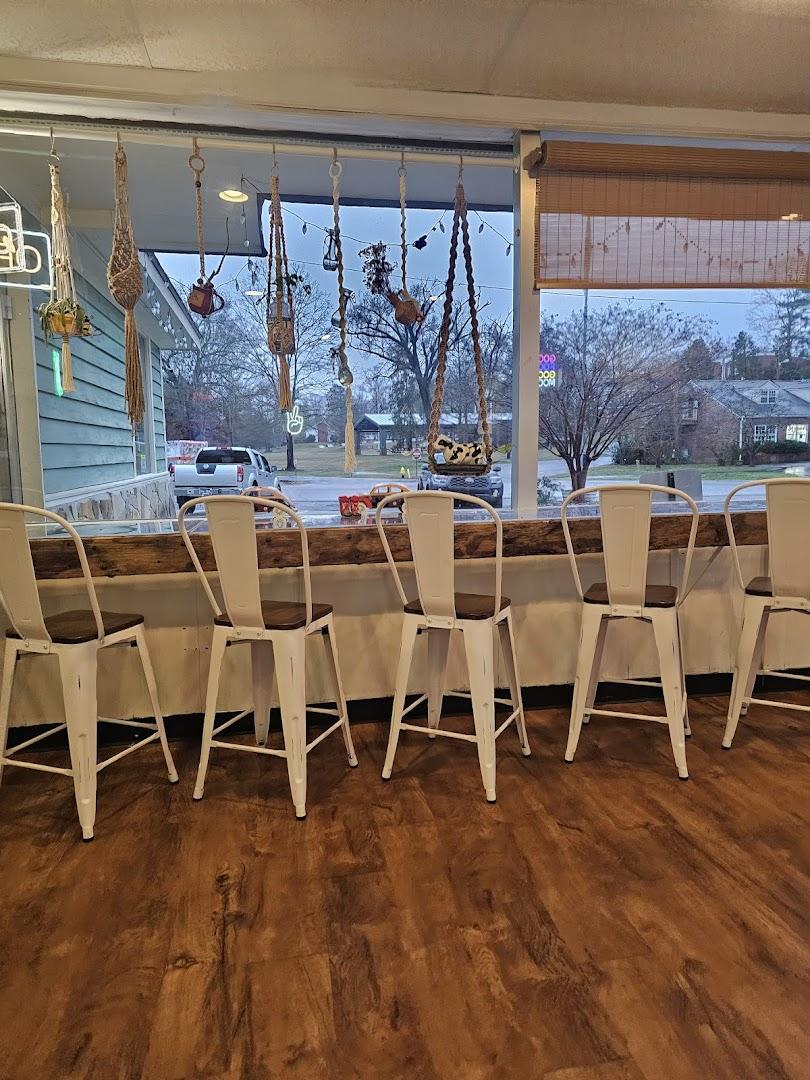 DIRT HIPPIE KITCHEN&MERCANTILE LLC